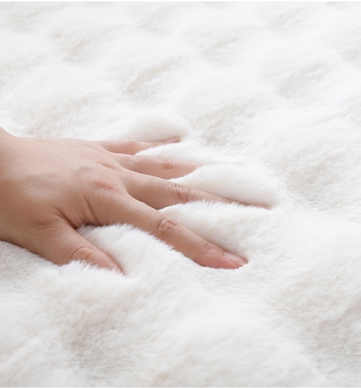 New Arrival Nordic Style Polyester Super Soft Faux Rabbit Fur 3D Bubble Area Carpet For Living Room